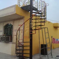 ساخت و نصب جوشکاری پله مارپیچ تک محور کنسولی معلق