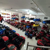 ماشین شارژی لایسنس دار پنج موتوره|اسباببازی بچه|کرج, کمالشهر|دیوار