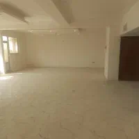 اپارتمان ۱۳۵ متر نوساز کلید نخورده