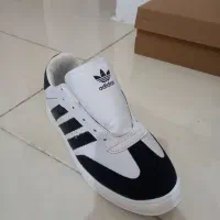 آدیداس فروش فوری