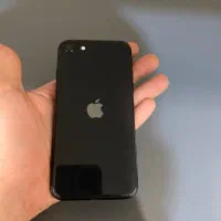 ایفون se2020