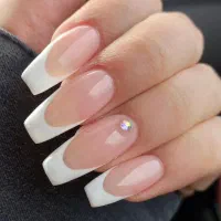 خدمات تخصصی ناخن