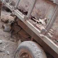 تریلی و خرمن کوب قدیمی تراکتور