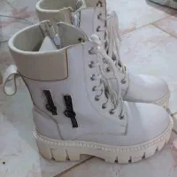 بوت دخترانه