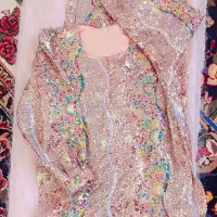 لباس محلی نو|لباس|صدرا-فارس, فاز ۱|دیوار