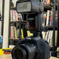 کانن 700D به همراه اسپیدلایت