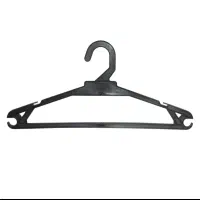 چوب لباسی پلاستیکی هتلی و فروشگاهی در حد نو