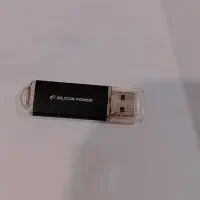 فلش مموری 4 گیگابایت