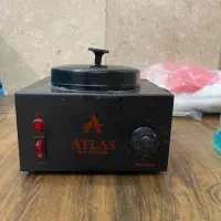 تعدادی وسایل ارایشگاه|آرایشگاه و سالنهای زیبایی|بافق, |دیوار