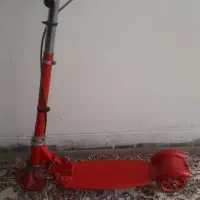 اسکوتر قرمز|دوچرخه، اسکیت، اسکوتر|اصفهان, شاه پسند|دیوار