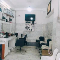 اجاره مغازه ۱۴ متری / تمیز / بر خیابان اصلی