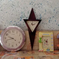 پنج عدد ساعت دیواری و رومیزی و موزیکال دست دوم