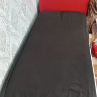 تخت همراه تشک
