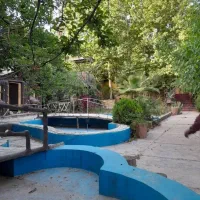 باغچه-در-شهرک-آرین