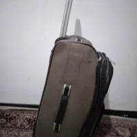 چمدان بزرگ وجادار داخلش کاملآ تمیز است|کیف، کفش، کمربند|پاکدشت, پاکدشت (مامازند)|دیوار