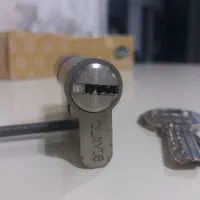 مغزی قفل در و کلید