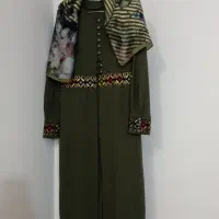 مانتو بلند کار شده همراه با روسری ست فقط 200