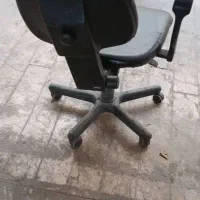 صندلی اداری و صندلی ثابت