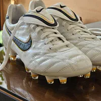کفش فوتبال استوک دار NIKE اصل|تجهیزات ورزشی|تهران, خرمشهر|دیوار