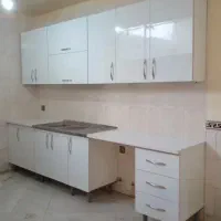 پخش انبوه انواع کابینت و سینک و هود و گاز