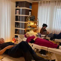 آموزشگاه و خدمات مراقبت از پوست