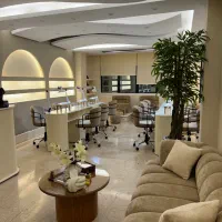ناخنکار درصدی و اجاره میز ناخن در سالن مرزداران