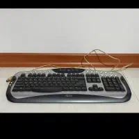 کیبوردو اسپیکر و دوتا باند همگی سالم