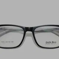 یکعدد عینک طبی گم شده