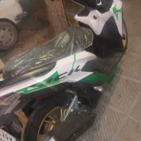 کلیک ۱۸۰ مدل ۴۰۲ صفر|موتورسیکلت|شهرضا, |دیوار