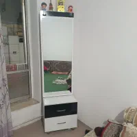 میز ارایش و اینه ایستاده|مبلمان خانگی و میز عسلی|میانه, |دیوار