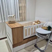 تخت و گهواره