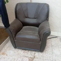 مبل چرمی هفت نفره