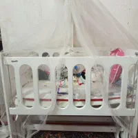 تخت نوزاد