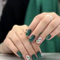 کاشت ناخن حرفه ای با قیمت مناسب|خدمات آرایشگری و زیبایی|سنندج, |دیوار