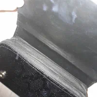 کیف ورنی|کیف، کفش، کمربند|بروجرد, |دیوار