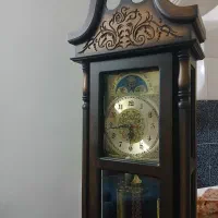 ساعت قدی نو وتمیز