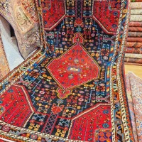 قالیچه تویسرکان دستباف زمینه مشکی رنگ