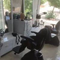 به یک آرایشگر ماهر نیازمندیم