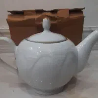 قوری  و لیوان