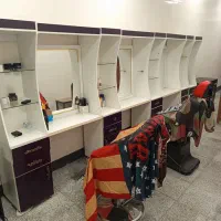 آرایشگر ماهر فوری نیازمندم|استخدام درمانی، زیبایی، بهداشتی|تهران, شهرک زینبیه|دیوار