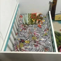 تخت کودک|تخت و صندلی بچه|اصفهان, مسجد مصلی|دیوار
