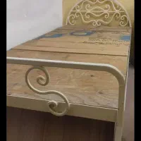 تخت فروش معامله باهرچی