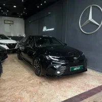 کمری LE ژاپن 2025