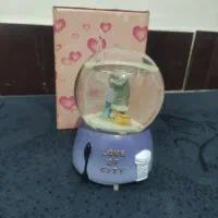 گوی شیشه ای بزرگ