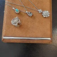 نقره های بسیارزیباوخاص.