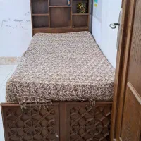 دو عدد تخت یک نفره