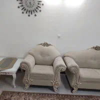 مبل هفت نفره کرم رنگ|مبلمان خانگی و میز عسلی|شیراز, احمدی جنوبی|دیوار