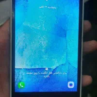 گوشیj5