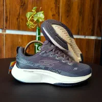 Skechers vitnam|کیف، کفش، کمربند|شاهرود, |دیوار