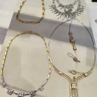 گردنبند و زنجیر و النگو طلا|جواهرات|شیراز, ملاصدرا|دیوار